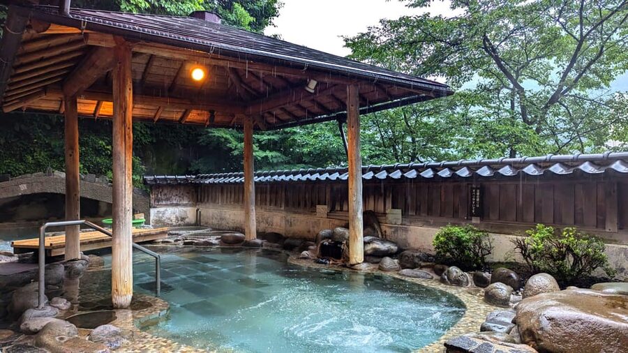 1-Day Tour from Takayama: Unveiling the Charm of Gero Onsen - Gero’s central riverside path: the mood setter