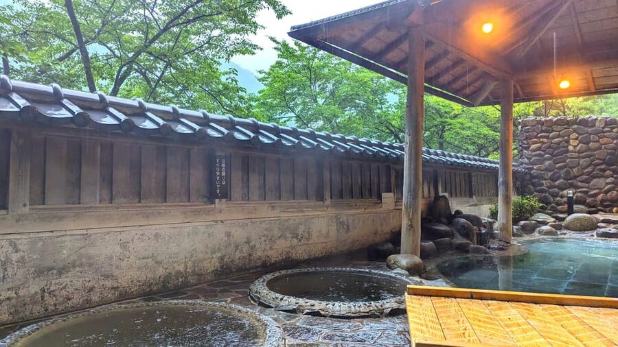 1-Day Tour from Takayama: Unveiling the Charm of Gero Onsen - Onsen etiquette and the bath: the main event