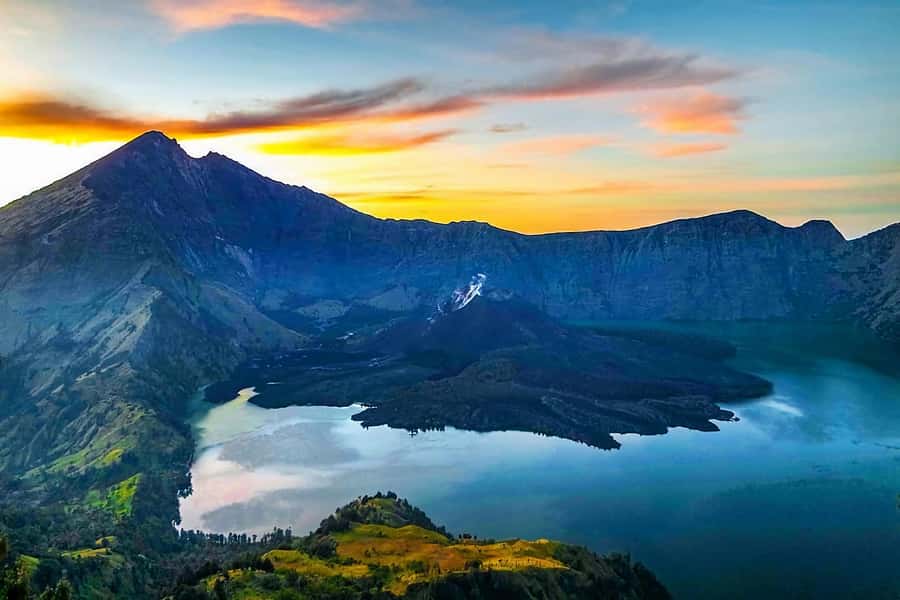 3d/2n trekking mount rinjani summit lake & hot springs - What to pack so you don’t suffer unnecessarily