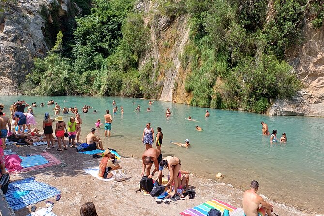 A day tour in Montanejos hot springs. - Fuente de los Baños de Montanejos: the hot springs core of the day