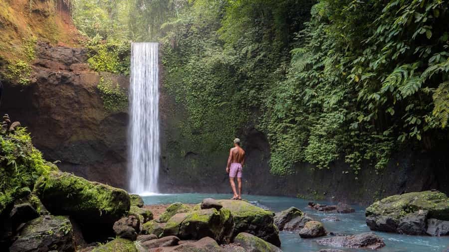 Bali: Trunyan Cemetery, Hot Springs, and Penglipuran Village - Tibumana Waterfall: Romantic Photos and a Softer Finish