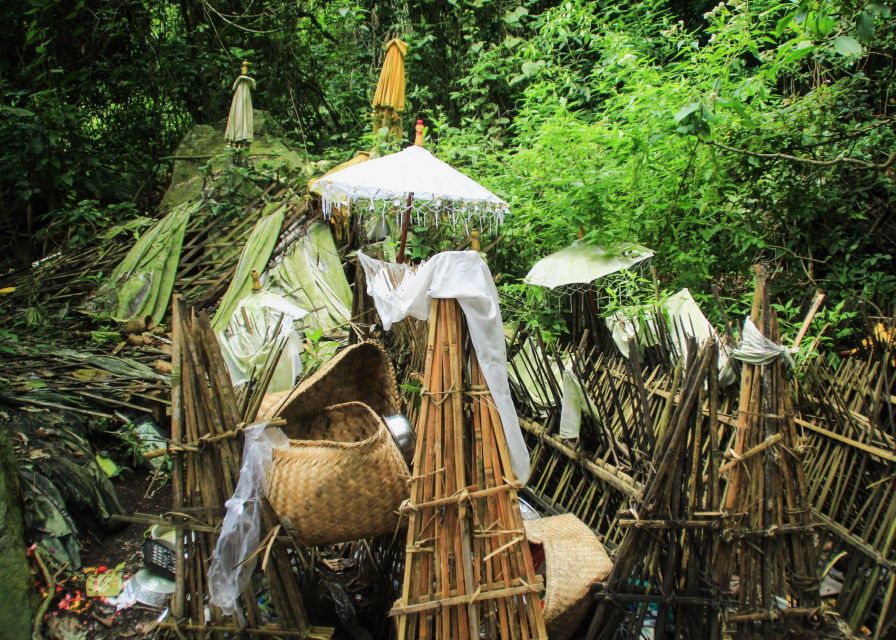 Bali: Trunyan Cemetery, Hot Springs, and Penglipuran Village - The Guide Makes the Day: Darma, Putu, Wayan, Mur