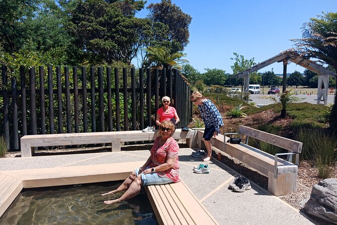 Boutique tour , Mt Maunganui, NZ farm, Rotorua lakes/geothermal - Lunch at Lake Rotorua: how to make 30 minutes work