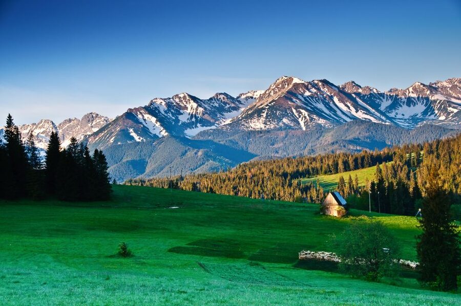 From Krakow: Zakopane Tatra Mountains & Hot Springs Tour - A long day, with two anchors: Zakopane sights and Chocholowska baths