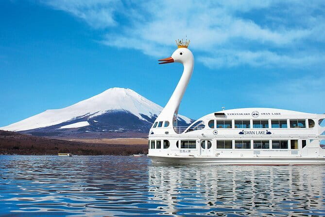 Full Day Tour at Mt. Fuji, Onsen, Lake Kawaguchi and Yamanaka - How this Fuji day tour actually feels