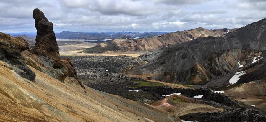 Highlands Hiking: Small Group Landmannalaugar & Hot Springs - Small Groups and a Bilingual Guide: Why the Pace Feels Right