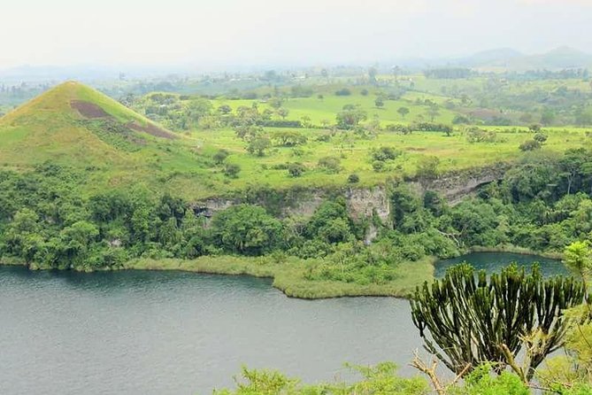 Hot Springs Exploration and Hike Craters - Stop 1: Semuliki Hot Springs and the Boiling-Water Reality Check