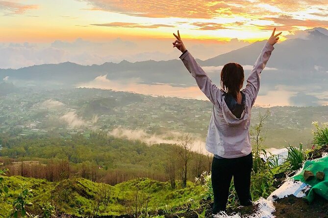Mount Batur Sunrise Hiking With Natural Hot Springs - The Pre-Dawn Hike: Flashlights, Guide Tactics, and Real Pacing