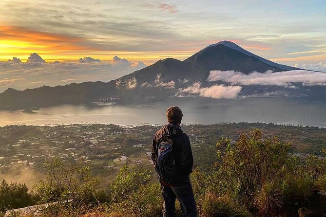 Mount Batur Sunrise Trekking & Natural Hot Spring - All Inclusive - Summit sunrise timing: breakfast when it matters