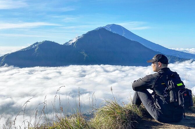 Mount Batur Trekking & Hot Spring - Summit sunrise breakfast: eating with the volcano waking up