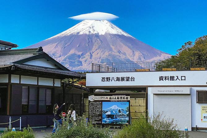 Mt. Fuji 5th, Oshino Hakkai, Onsen Full-Day Trip From Tokyo - Arakurayama Sengen Park: When the Schedule Wants a Photo Winner