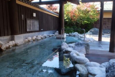Mt. Fuji to Lake Kawaguchi, Lake Yamanaka and Onsen Day Tour - Lake Kawaguchi and Oishi Park: where the mountain reflection shows up
