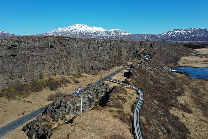 Small-Group Golden Circle, Hvammsvík Spa with Ticket & Crater - Stop 5: Þingvellir National Park and the America-Europe feeling