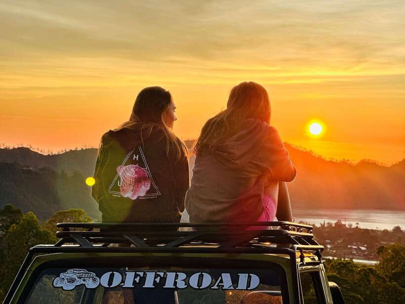 Ubud: Mount Batur Jeep Sunrise, Hot Spring in one day - What to pack so you enjoy every stop