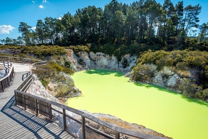Wai-O-Tapu Geothermal Valley, & Hot River - Key highlights to look for